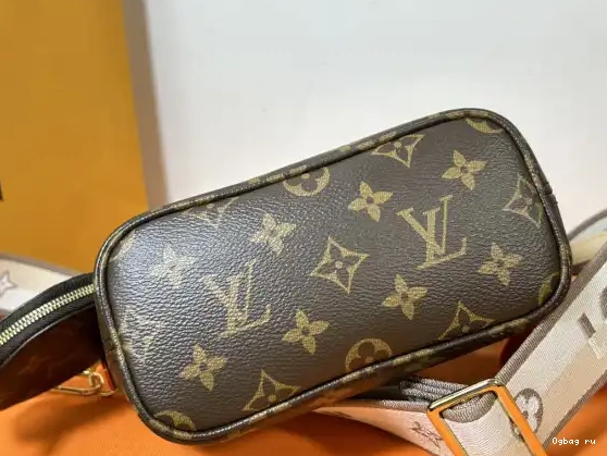 NEVERFULL VUITTON BB LOUIS 0701